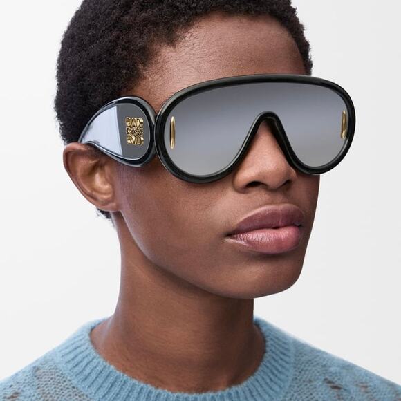 New, LOEWE Sunglasses LW40108I 01C Authentic - Picture 1 of 12
